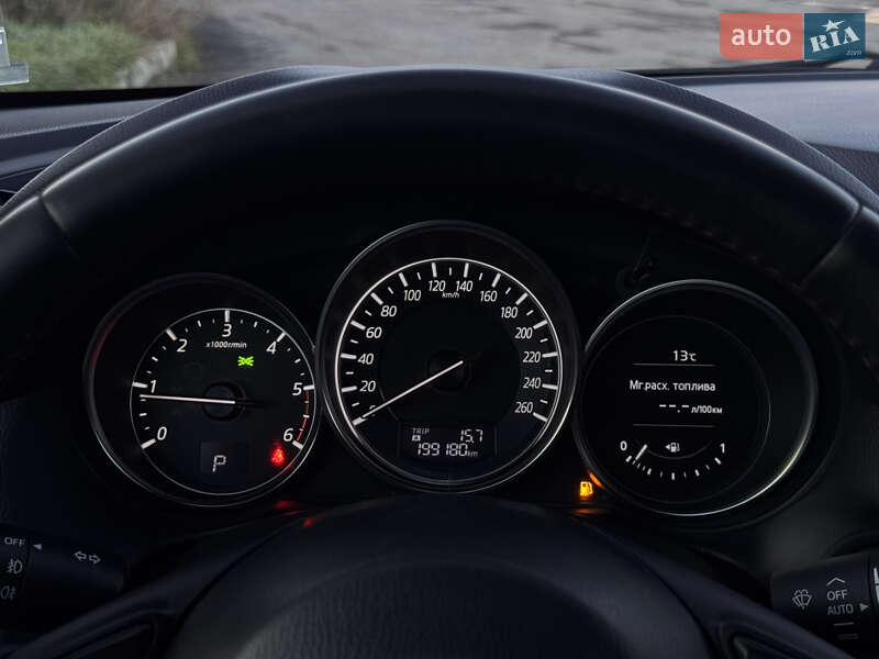 Позашляховик / Кросовер Mazda CX-5 2015 в Радивиліві