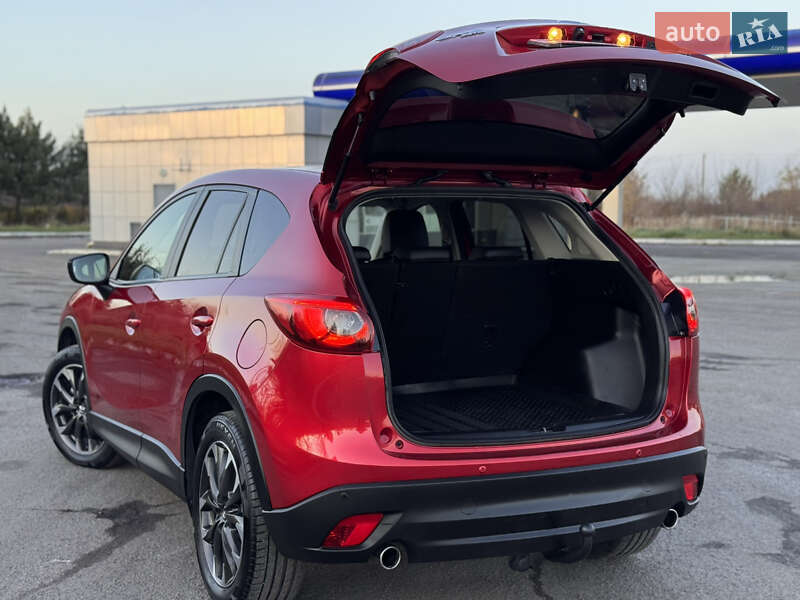 Позашляховик / Кросовер Mazda CX-5 2015 в Радивиліві