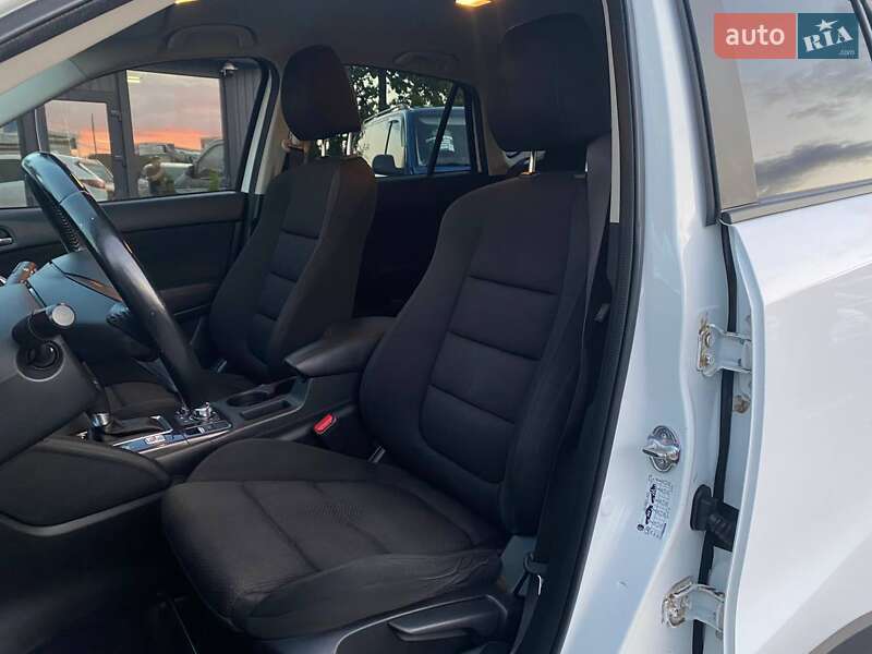 Позашляховик / Кросовер Mazda CX-5 2015 в Києві