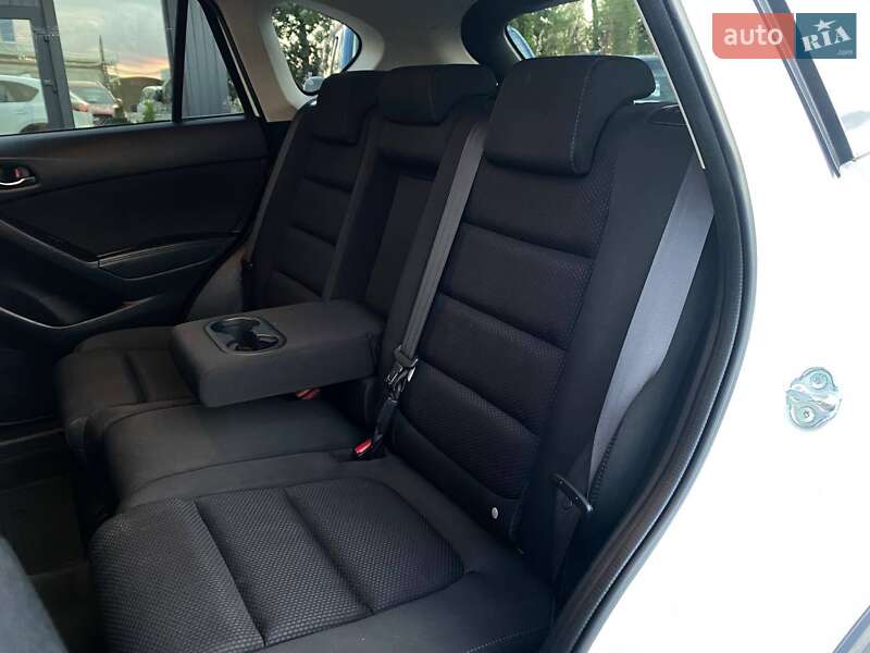 Позашляховик / Кросовер Mazda CX-5 2015 в Києві