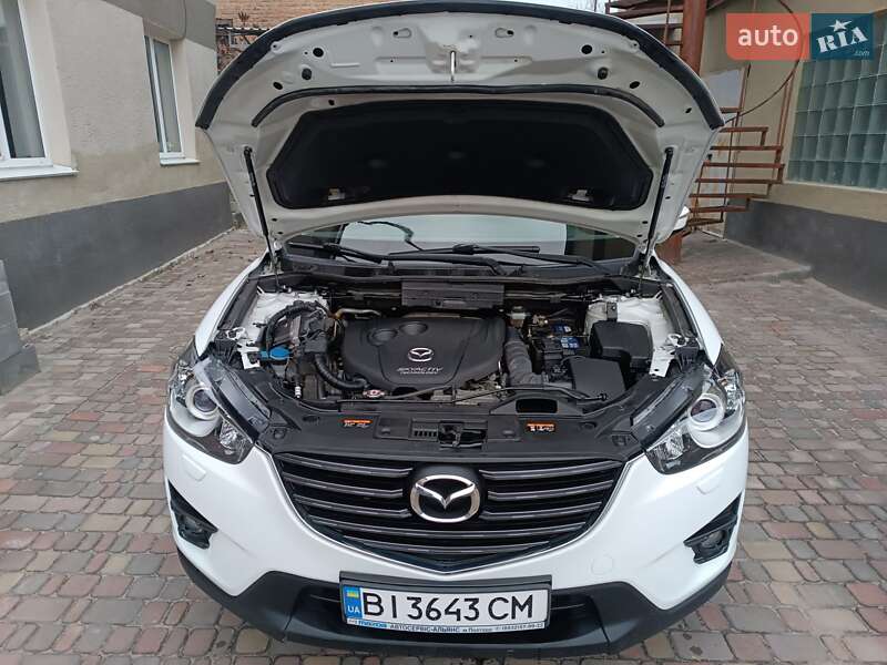 Внедорожник / Кроссовер Mazda CX-5 2016 в Лубнах