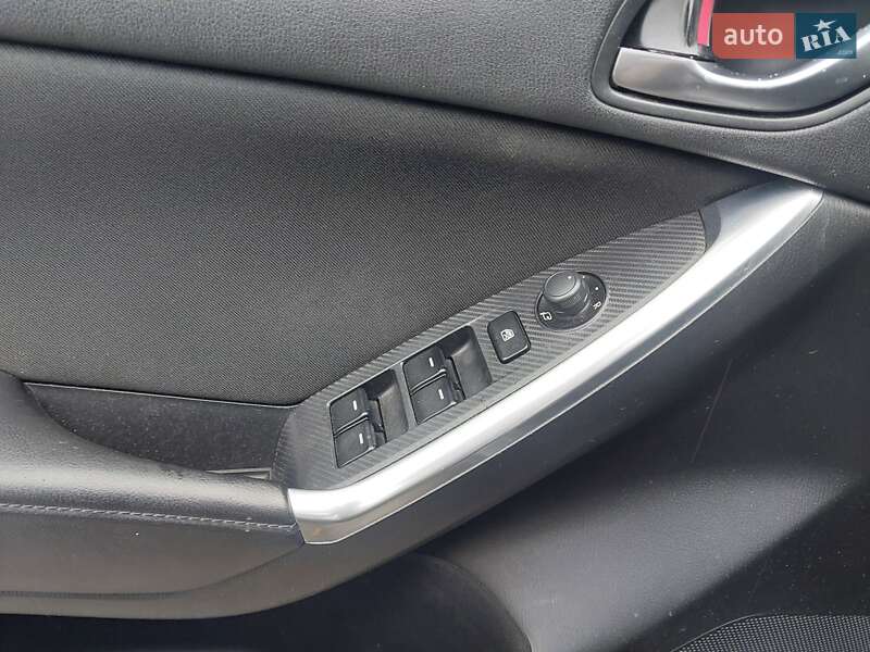 Внедорожник / Кроссовер Mazda CX-5 2015 в Новоархангельске