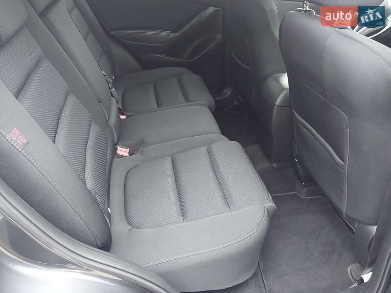 Внедорожник / Кроссовер Mazda CX-5 2015 в Новоархангельске