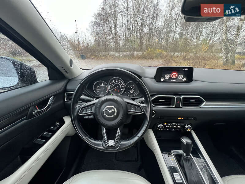 Позашляховик / Кросовер Mazda CX-5 2017 в Львові