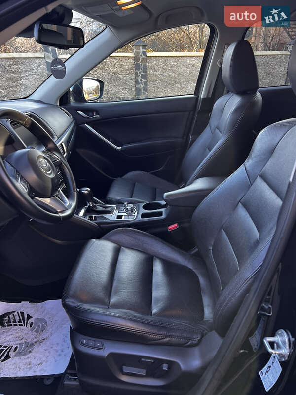 Внедорожник / Кроссовер Mazda CX-5 2016 в Луцке