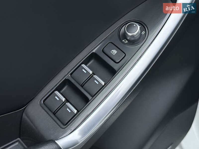 Позашляховик / Кросовер Mazda CX-5 2016 в Рівному фото 34 Позашляховик / Кросовер Mazda CX-5 2016 в Рівному