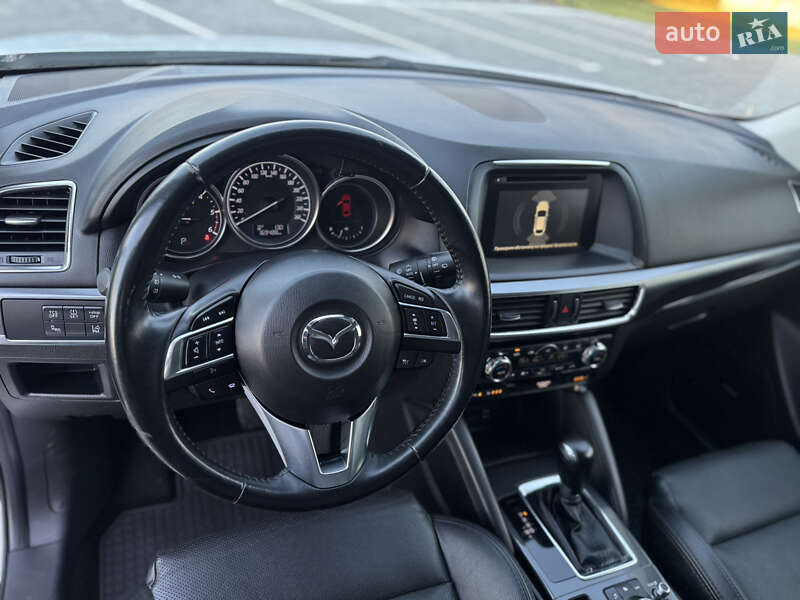 Позашляховик / Кросовер Mazda CX-5 2015 в Луцьку