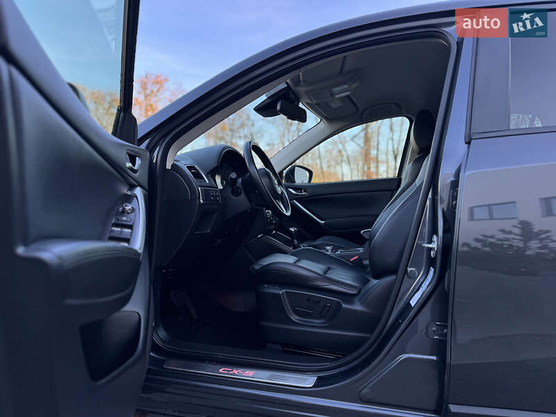 Позашляховик / Кросовер Mazda CX-5 2015 в Луцьку
