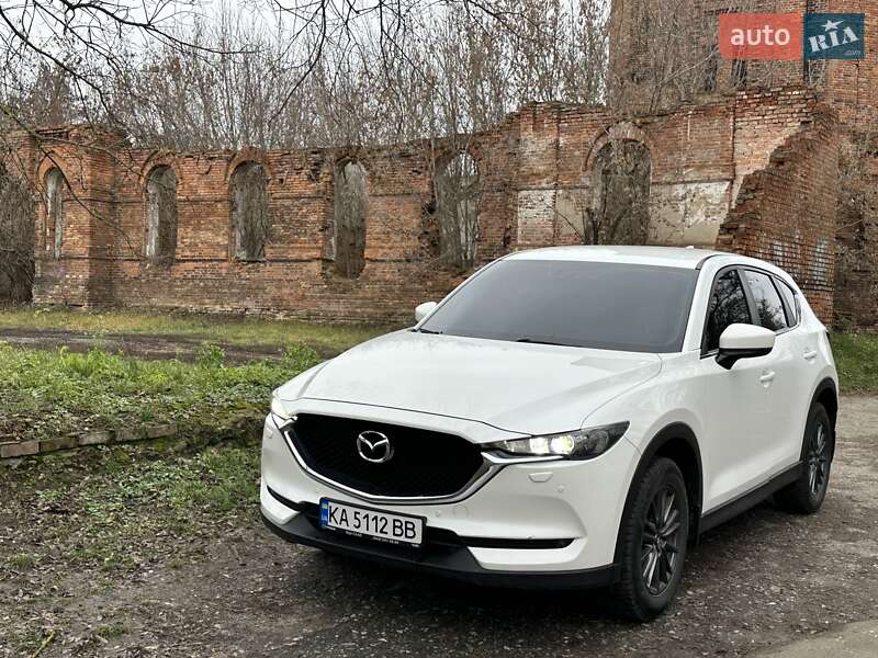 Внедорожник / Кроссовер Mazda CX-5 2020 в Путивле