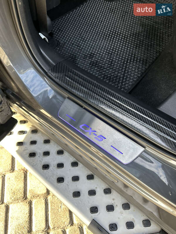 Позашляховик / Кросовер Mazda CX-5 2017 в Харкові