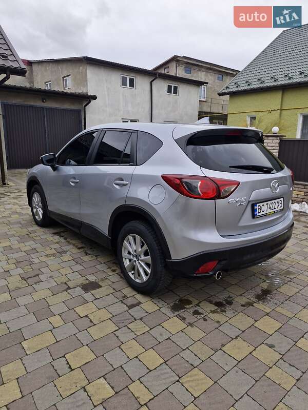 Внедорожник / Кроссовер Mazda CX-5 2016 в Шептицькому