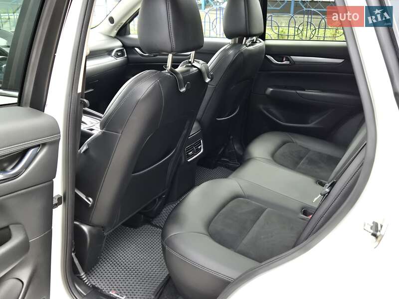 Позашляховик / Кросовер Mazda CX-5 2017 в Києві фото 12 Позашляховик / Кросовер Mazda CX-5 2017 в Києві