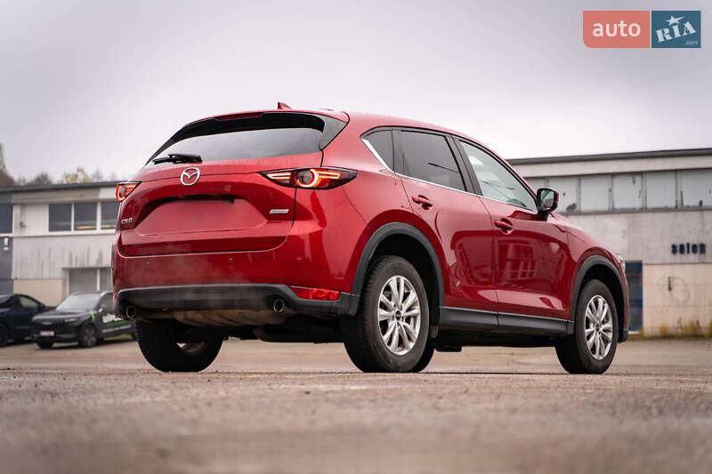 Внедорожник / Кроссовер Mazda CX-5 2017 в Киеве
