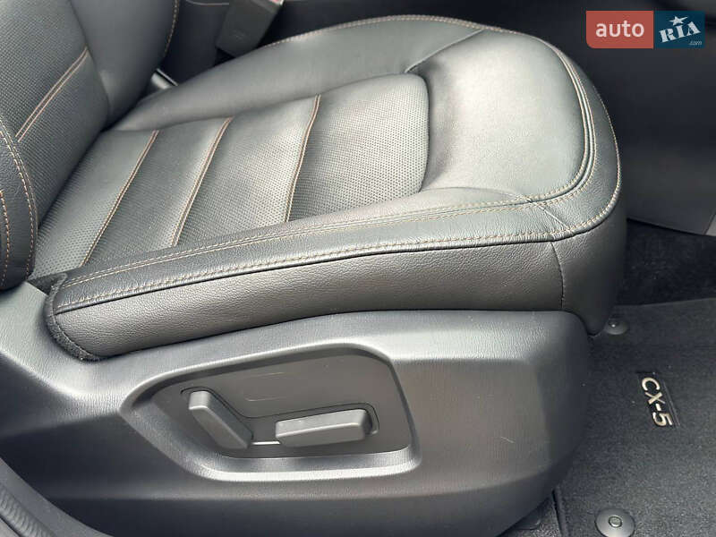 Внедорожник / Кроссовер Mazda CX-5 2023 в Днепре