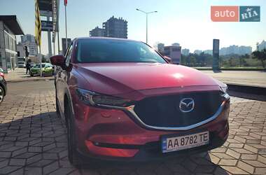 Позашляховик / Кросовер Mazda CX-5 2017 в Києві