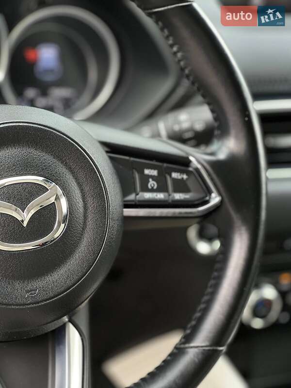 Внедорожник / Кроссовер Mazda CX-5 2018 в Киеве