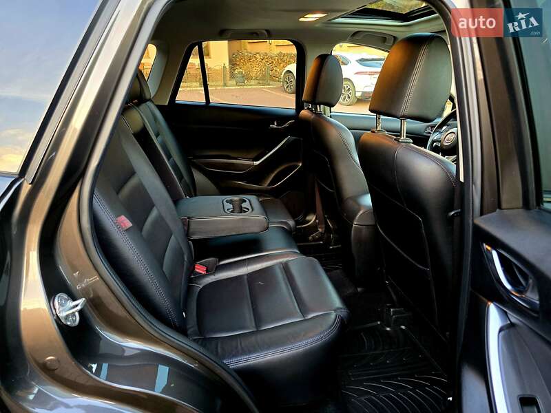 Внедорожник / Кроссовер Mazda CX-5 2016 в Мукачево