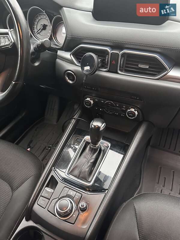 Внедорожник / Кроссовер Mazda CX-5 2018 в Киеве фото 15 Внедорожник / Кроссовер Mazda CX-5 2018 в Киеве