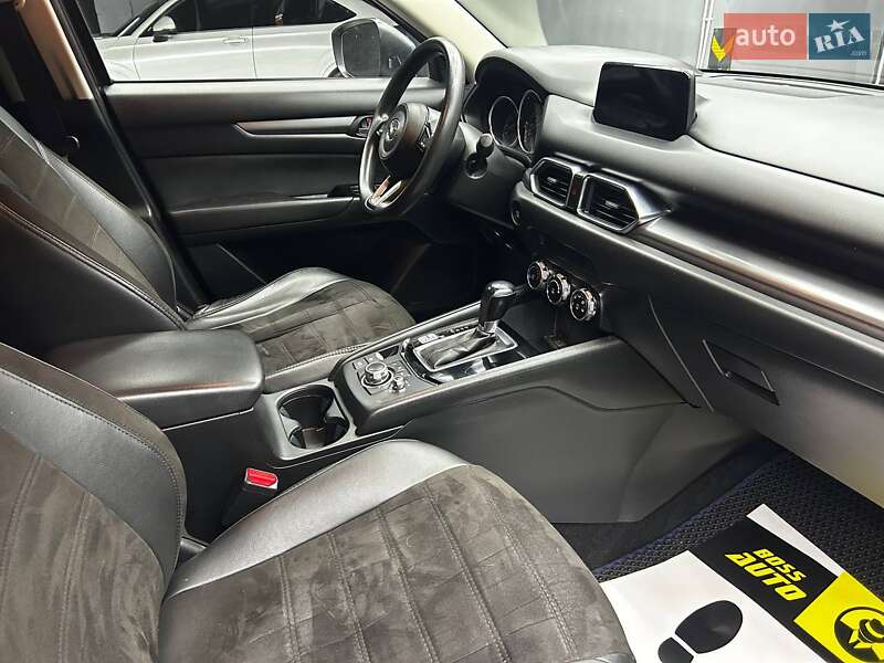 Внедорожник / Кроссовер Mazda CX-5 2017 в Черновцах