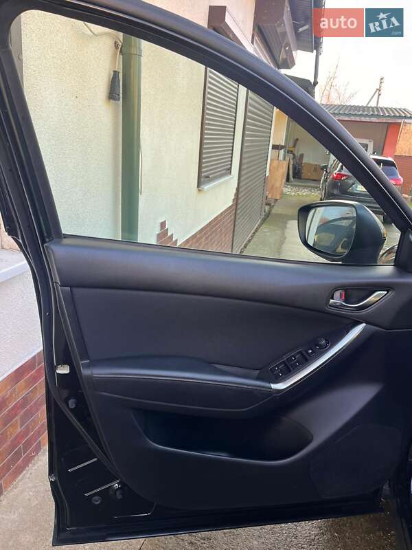 Внедорожник / Кроссовер Mazda CX-5 2015 в Самборе