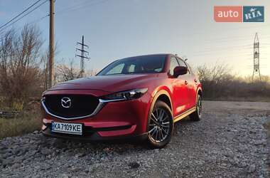 Позашляховик / Кросовер Mazda CX-5 2017 в Дніпрі