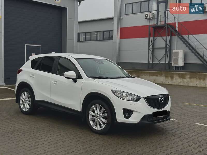Внедорожник / Кроссовер Mazda CX-5 2014 в Нововолынске