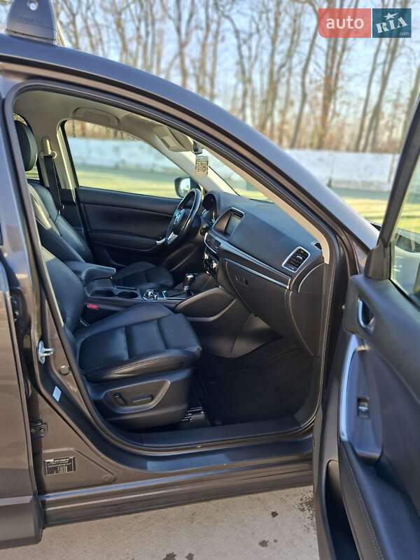 Внедорожник / Кроссовер Mazda CX-5 2016 в Луцке