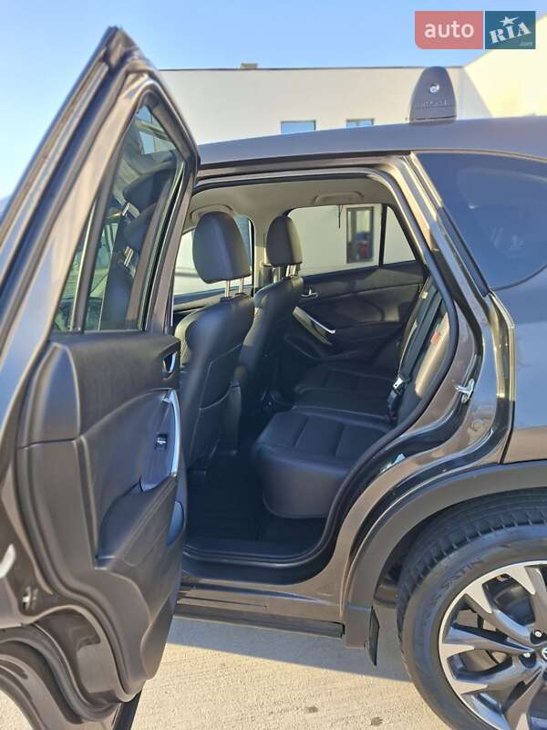 Внедорожник / Кроссовер Mazda CX-5 2016 в Луцке