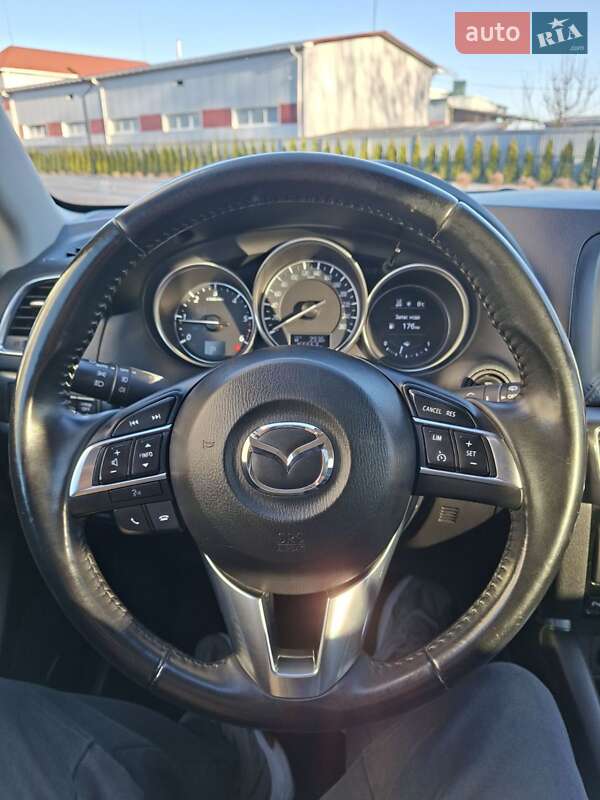 Внедорожник / Кроссовер Mazda CX-5 2016 в Луцке