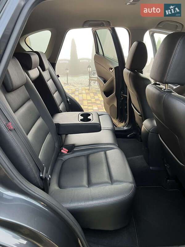 Внедорожник / Кроссовер Mazda CX-5 2014 в Черновцах