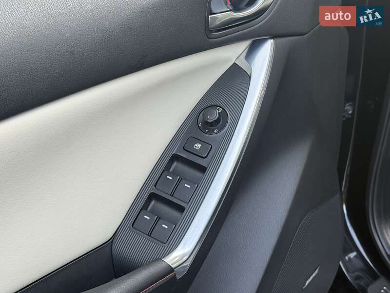 Внедорожник / Кроссовер Mazda CX-5 2014 в Ровно фото 4 Внедорожник / Кроссовер Mazda CX-5 2014 в Ровно