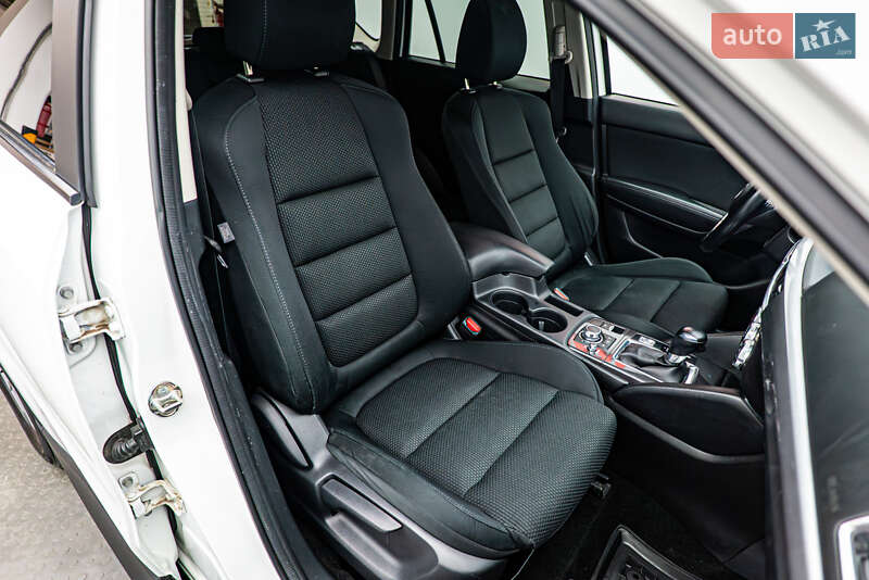 Позашляховик / Кросовер Mazda CX-5 2016 в Києві фото 17 Позашляховик / Кросовер Mazda CX-5 2016 в Києві