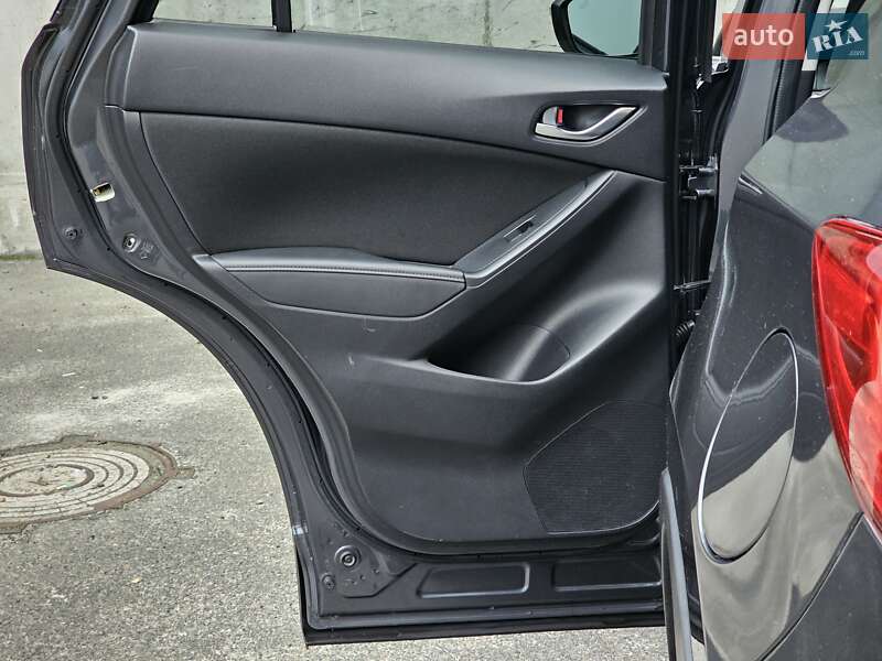Внедорожник / Кроссовер Mazda CX-5 2015 в Киеве
