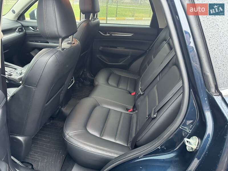 Внедорожник / Кроссовер Mazda CX-5 2018 в Ирпене