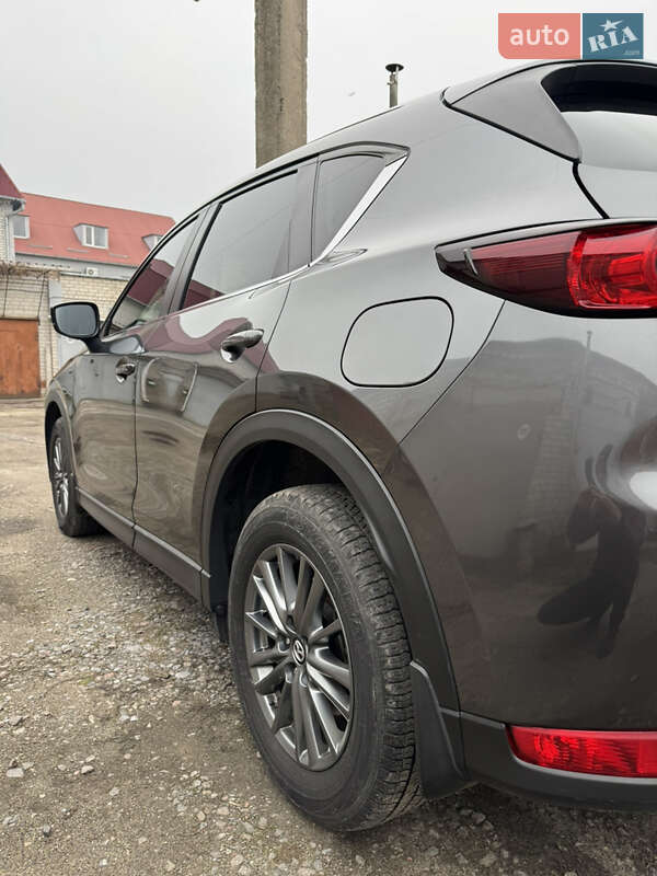 Внедорожник / Кроссовер Mazda CX-5 2017 в Черкассах