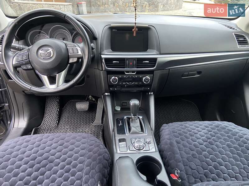 Внедорожник / Кроссовер Mazda CX-5 2016 в Новояворовске
