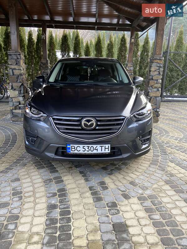Внедорожник / Кроссовер Mazda CX-5 2016 в Новояворовске