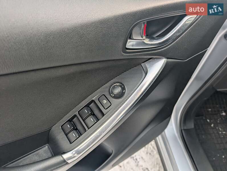 Позашляховик / Кросовер Mazda CX-5 2016 в Рівному