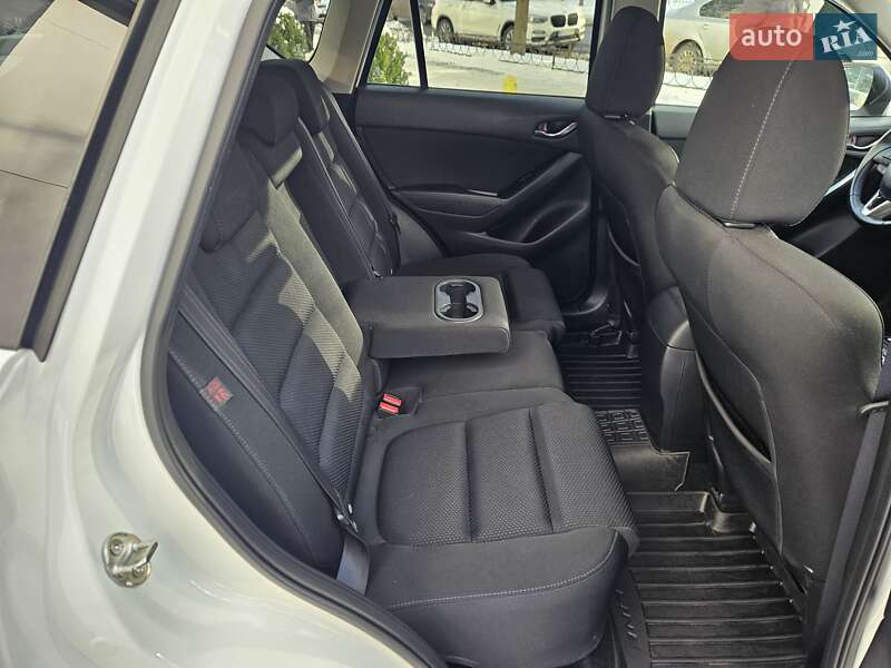 Позашляховик / Кросовер Mazda CX-5 2017 в Києві фото 35 Позашляховик / Кросовер Mazda CX-5 2017 в Києві