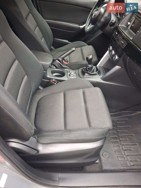 Внедорожник / Кроссовер Mazda CX-5 2013 в Могилев-Подольске