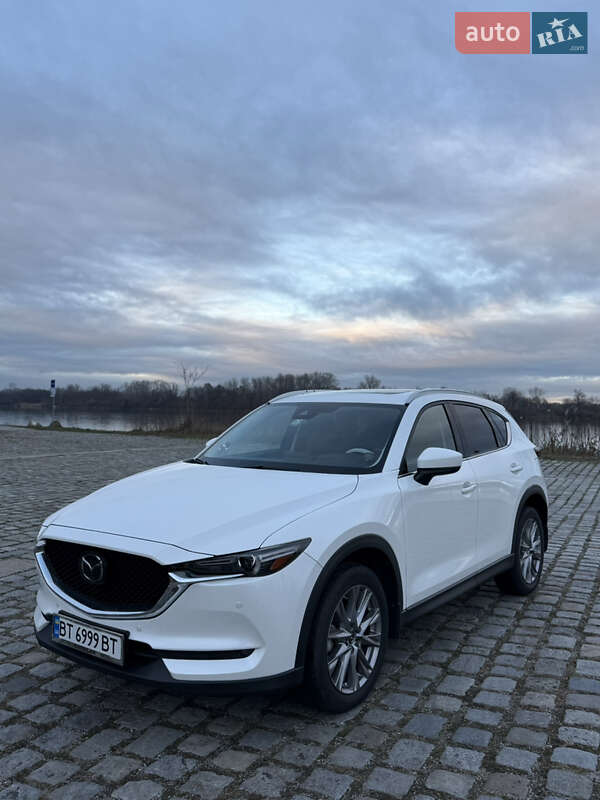 Позашляховик / Кросовер Mazda CX-5 2019 в Ужгороді