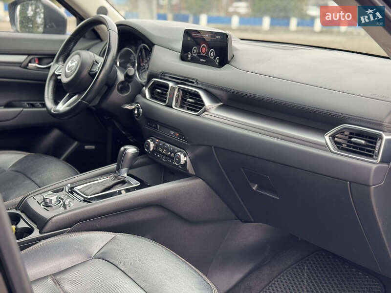 Внедорожник / Кроссовер Mazda CX-5 2018 в Долине фото 18 Внедорожник / Кроссовер Mazda CX-5 2018 в Долине