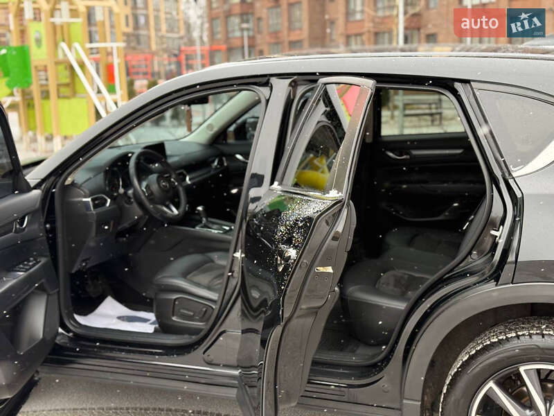 Внедорожник / Кроссовер Mazda CX-5 2017 в Киеве