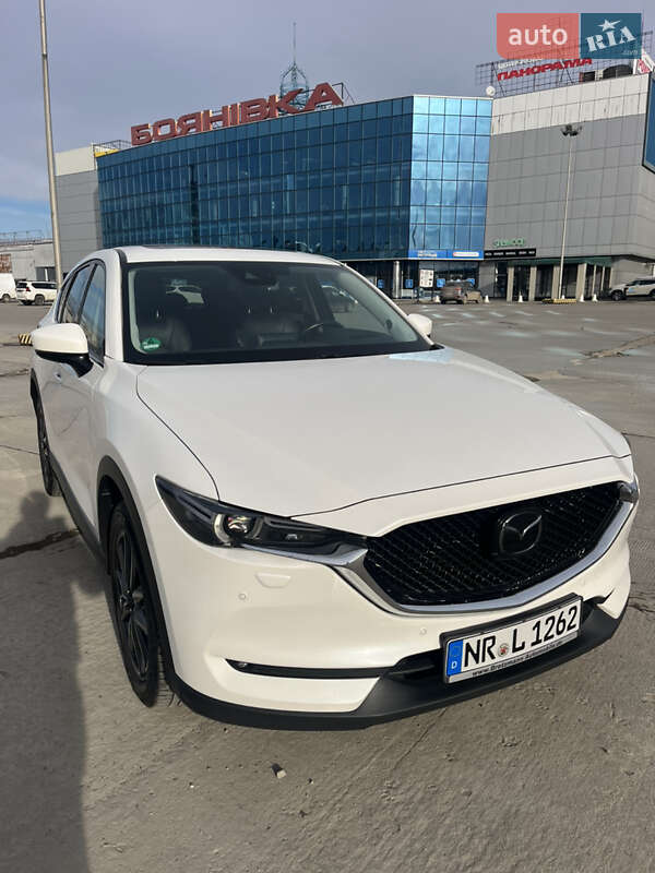 Внедорожник / Кроссовер Mazda CX-5 2017 в Черновцах