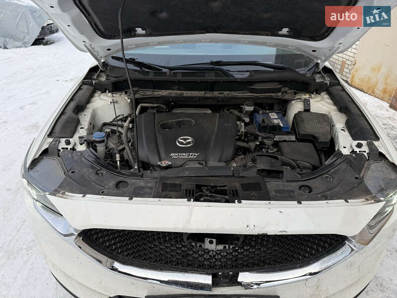Внедорожник / Кроссовер Mazda CX-5 2017 в Киеве