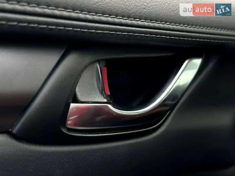 Позашляховик / Кросовер Mazda CX-5 2017 в Млиніві