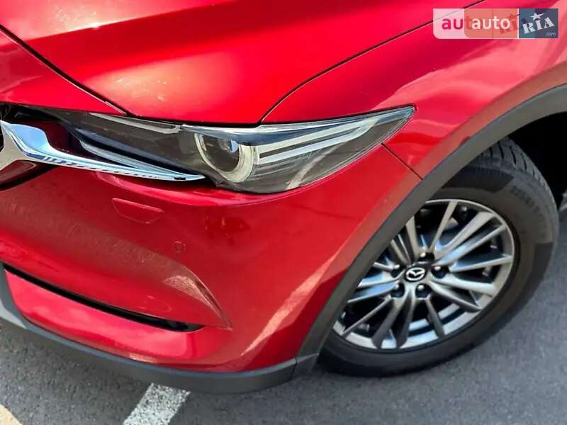 Позашляховик / Кросовер Mazda CX-5 2017 в Млиніві