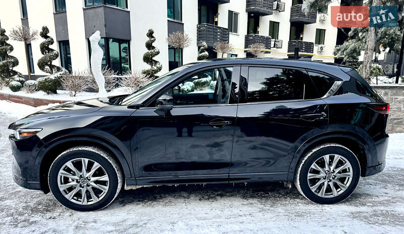 Внедорожник / Кроссовер Mazda CX-5 2025 в Киеве