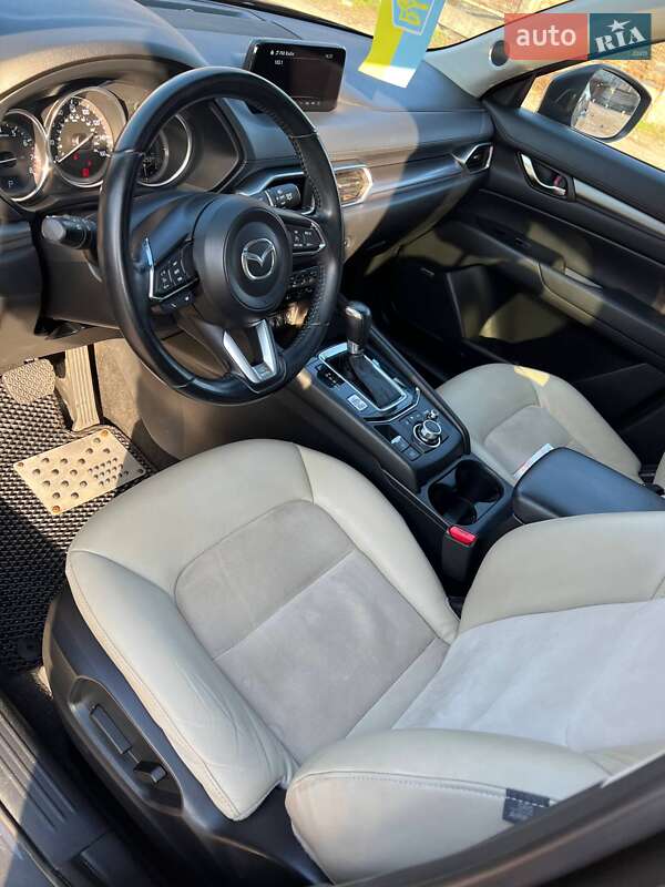 Внедорожник / Кроссовер Mazda CX-5 2017 в Запорожье