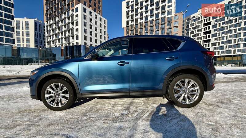 Внедорожник / Кроссовер Mazda CX-5 2020 в Киеве